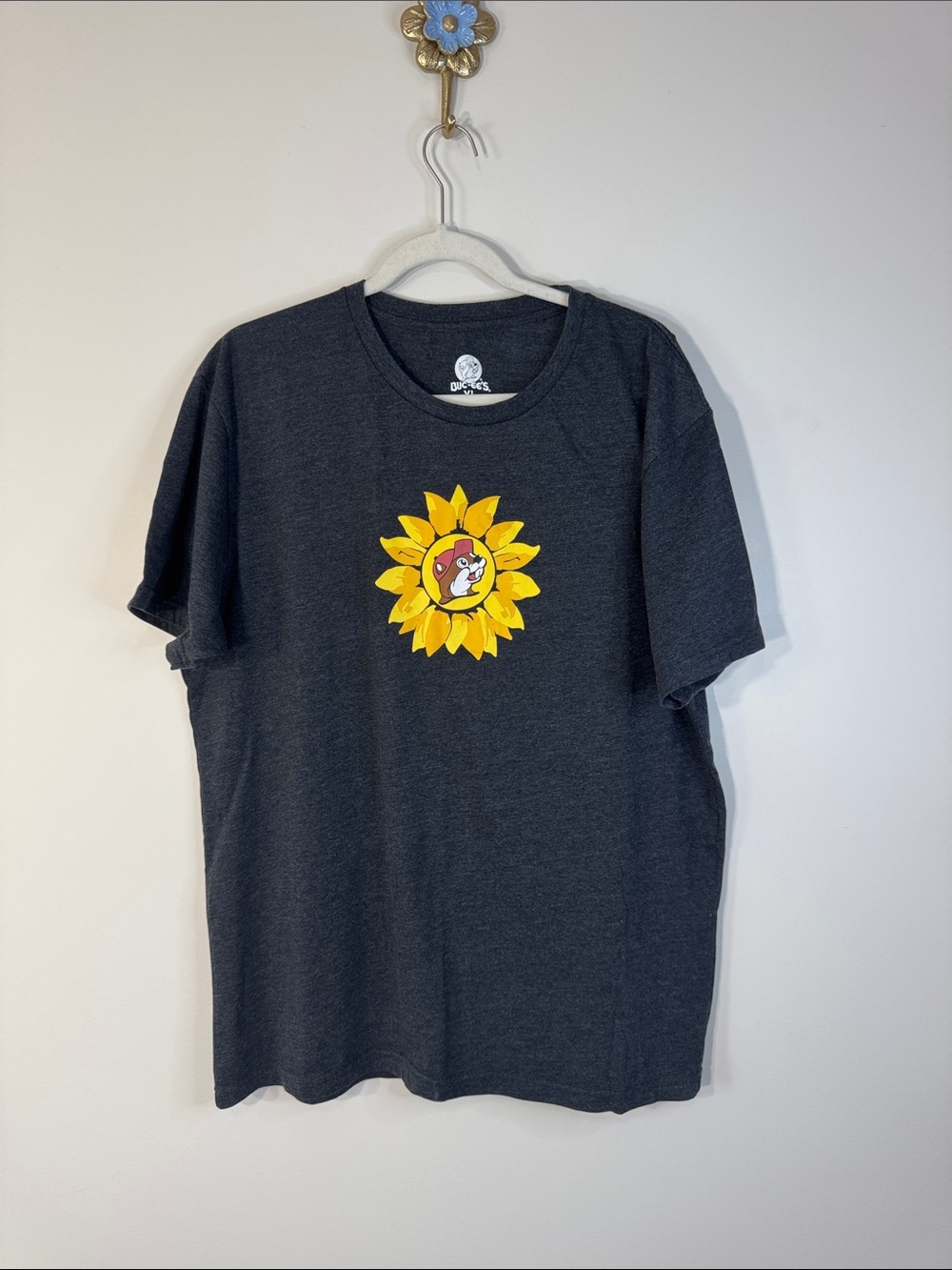 Buc-ee’s Sunflower Short Sleeve Shirt
